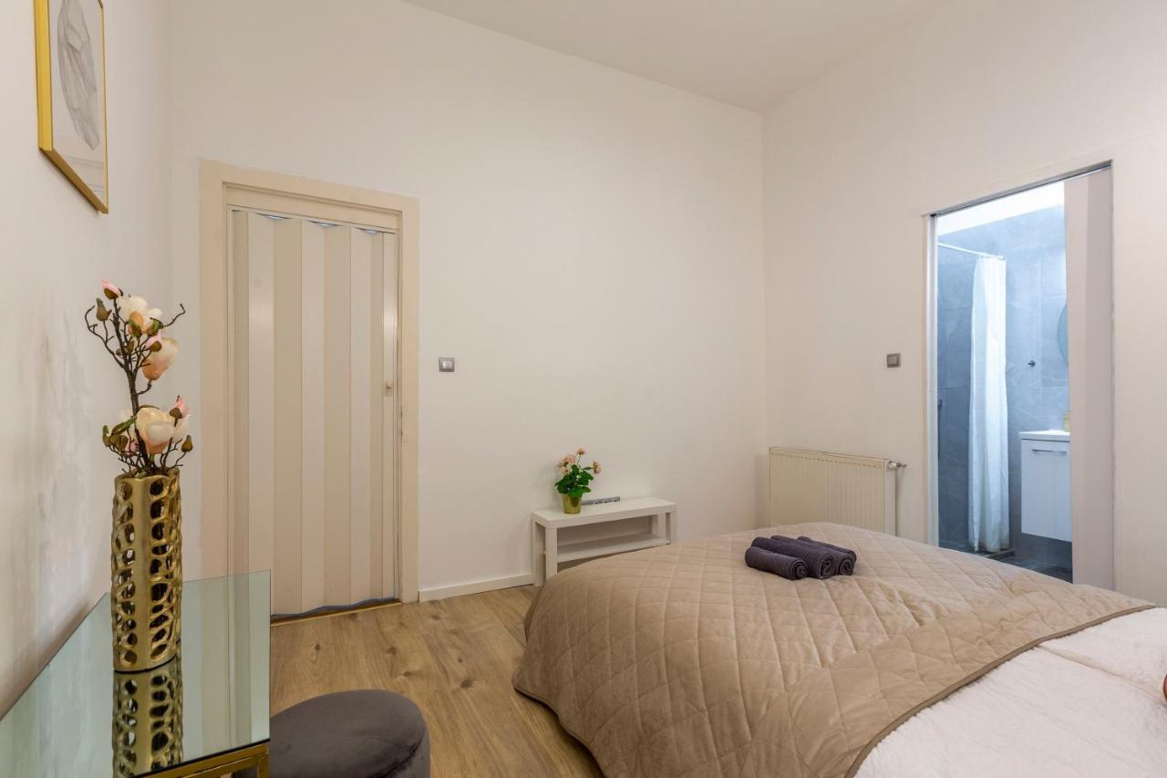 Exclusive Central Apartment Next To The Fashion Street Budapest Eksteriør bilde