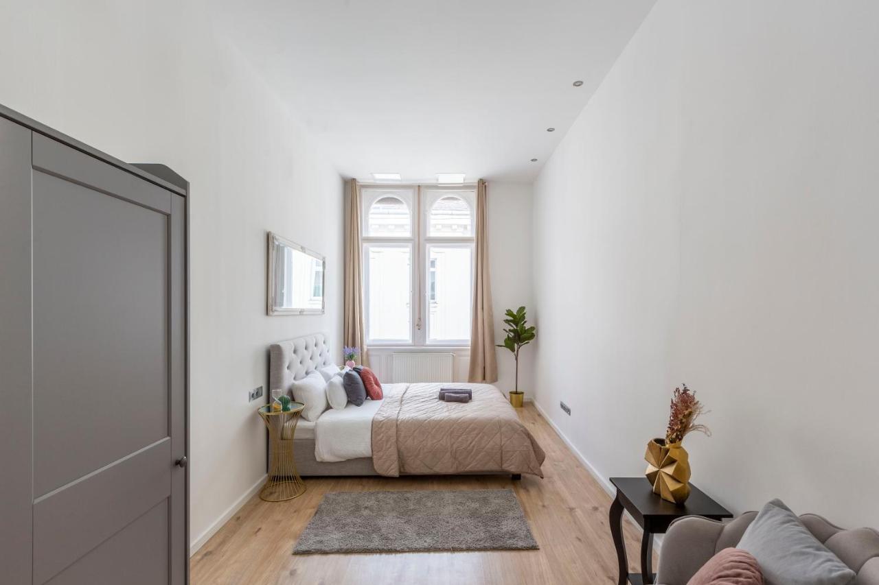 Exclusive Central Apartment Next To The Fashion Street Budapest Eksteriør bilde